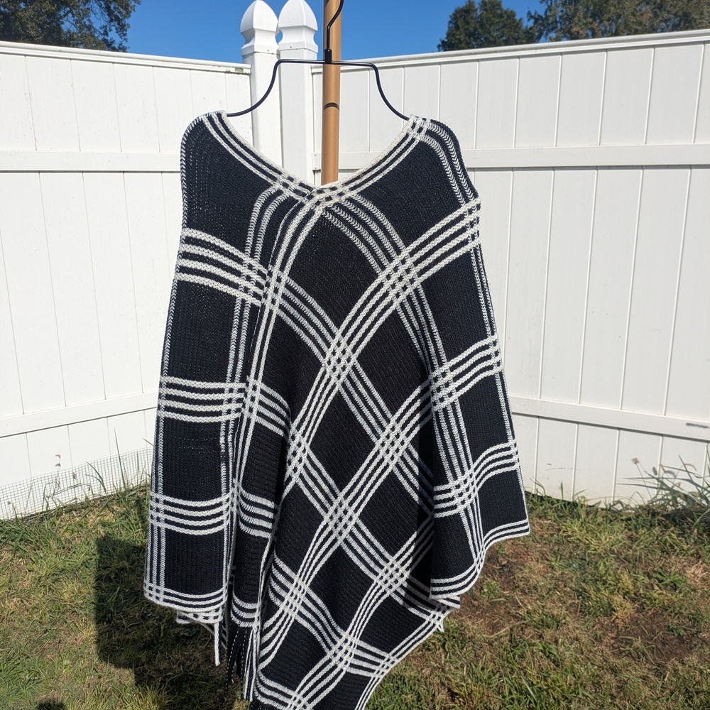 White Mark Black and White Checkered Poncho